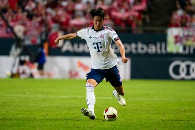 August 4, 2026, Seogwipo, Jeju, South Korea: FC Bayern Munich defender HIROKI ITO (21) dribbles the ball in an exhibition match between BundesligaÃ¢â‚¬â ¢s FC Bayern Munich and K League 1Ã¢â‚¬â ¢s Jeju SK FC, during the Audi Football Summit 2026 on Tuesday, Aug. 4, 2026 at the Jeju World Cup Stadium in Seogwipo, South Korea. FC Bayern Munich 2:1 Jeju SK FC Exhibition  - ZUMAh163 20260804_znp_h163_027 Copyright: xJintakxHanx