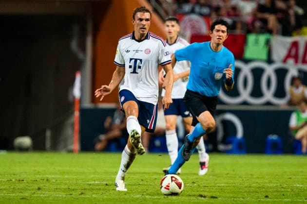 August 4, 2026, Seogwipo, Jeju, South Korea: FC Bayern Munich midfielder JOAO PALHINHA (16) passes the ball in an exhibition match between BundesligaÃ¢â‚¬â ¢s FC Bayern Munich and K League 1Ã¢â‚¬â ¢s Jeju SK FC, during the Audi Football Summit 2026 on Tuesday, Aug. 4, 2026 at the Jeju World Cup Stadium in Seogwipo, South Korea. Seogwipo South Korea - ZUMAh163 20260804_znp_h163_034 Copyright: xJintakxHanx