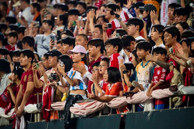 August 4, 2026, Seogwipo, Jeju, South Korea: Fans cheer after an exhibition match between BundesligaÃ¢â‚¬â ¢s FC Bayern Munich and K League 1Ã¢â‚¬â ¢s Jeju SK FC, during the Audi Football Summit 2026 on Tuesday, Aug. 4, 2026 at the Jeju World Cup Stadium in Seogwipo, South Korea. Seogwipo South Korea - ZUMAh163 20260804_znp_h163_062 Copyright: xJintakxHanx