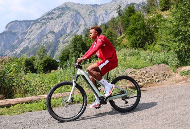 RB Leipzig - AUT Trainingslager Bundesliga Saalfelden, 02.08.2026, Gut Brandlhof, Fussball, Bundesliga, GER , RB Leipzig - Trainingslager in Saalfelden am Steinernen Meer AUT. , Im Bild: Assan Ouedraogo ( 8, RB Leipzig) ,