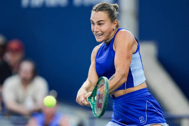 WTA, Tennis Damen Masters 1000 National Bank Open Toronto 2026 - Round of 64 - Day 4 Aryna Sabalenka of Belarus plays a backhand during the Women™s Singles round of 64 match against Moyuka Uchijima of Japan on day 4 of the WTA Masters 1000 National Bank Open at Sobeys Stadium on August 4, 2026, in Toronto, Canada. (Photo by Leonardo Ramirez Eyepix Group) Copyright: xLeonardoxRamirezx xEyepixxGroupx LR_04082026_08254