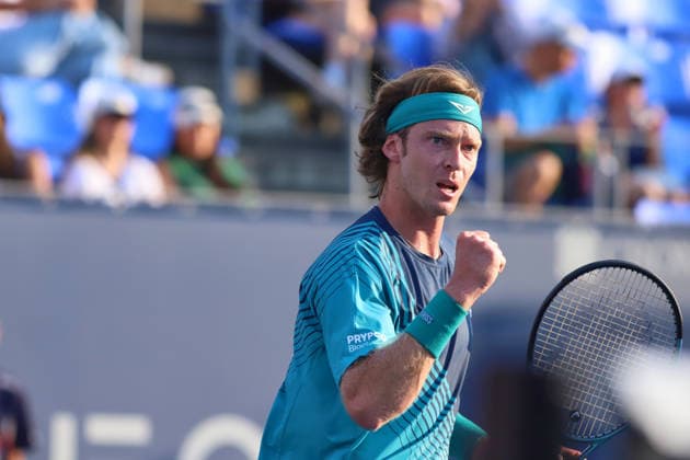 ATP, Tennis Herren Masters 1000 National Bank Open Montreal 2026 - Round of 64 - Day 4 Andrey Rublev of Russia celebrates after a point during the Men™s Singles round of 64 match against Shang Juncheng of China on day 4 of the ATP Masters1000 National Bank Open at IGA Stadium. on August 4, 2026, in Montreal, Canada. (Photo by Horacio Zamora Eyepix Group) Copyright: xHoracioxZamorax xEyepixxGroupx HZ_04082026_193909