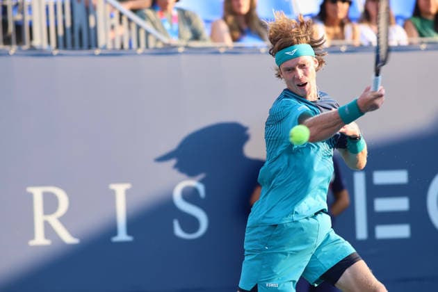 ATP, Tennis Herren Masters 1000 National Bank Open Montreal 2026 - Round of 64 - Day 4 Andrey Rublev of Russia plays a forehand during the Men™s Singles round of 64 match against Shang Juncheng of China on day 4 of the ATP Masters1000 National Bank Open at IGA Stadium. on August 4, 2026, in Montreal, Canada. (Photo by Horacio Zamora Eyepix Group) Copyright: xHoracioxZamorax xEyepixxGroupx HZ_04082026_193876