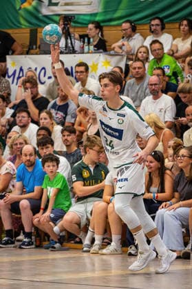 04.08.2026, xovx, Handball Lindencup, HSG Wetzlar - TV Hüttenberg Paul Kompenhans (HSG Wetzlar), Freisteller Linden Stadthalle Hessen Deutschland (DE) *** August 4, 2026, xovx, Lindencup Handball Tournament, HSG Wetzlar vs. TV Hüttenberg, Paul Kompenhans, HSG Wetzlar, Stock Photo, Linden City Hall, Hesse, Germany, DE