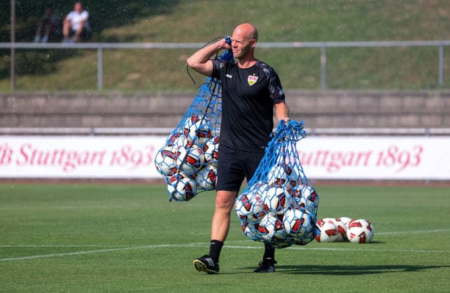 05.08.2026, Deutschland, Grassau, Fußball Bundesliga, Saison 2026 2027, Trainingslager VfB Stuttgart, Standard-Trainer Philip Kipp *** August 5, 2026, Germany, Grassau, Bundesliga, 2026–2027 season, VfB Stuttgart training camp, Head Coach Philip Kipp