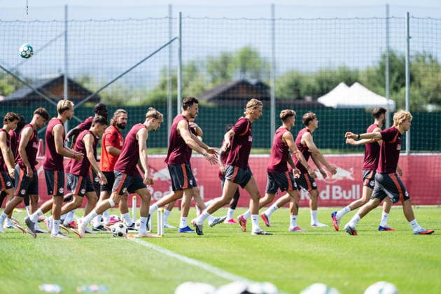 SOCCER - UEFA EL, RBS vs Pafos SALZBURG,AUSTRIA,05.AUG.26 - SOCCER - UEFA Europa League, qualification, Red Bull Salzburg vs Pafos FC, preview, training RBS. Image shows the team of Salzburg.  GEPAxpictures xJulioxArellano