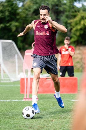 SOCCER - UEFA EL, RBS vs Pafos SALZBURG,AUSTRIA,05.AUG.26 - SOCCER - UEFA Europa League, qualification, Red Bull Salzburg vs Pafos FC, preview, training RBS. Image shows Haris Tabakovic (RBS).  GEPAxpictures xJulioxArellano