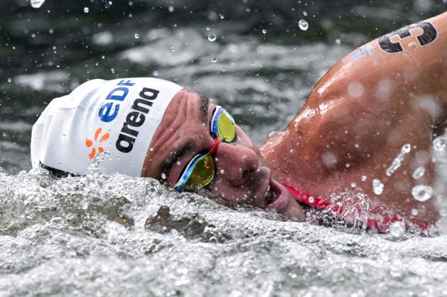 Gregorio Paltrinieri of Italy competes in the open water swimming 5km Men Final during the European Aquatics Championships at the River Seine in Paris (France), August 5, 2026. Giorgio Scala DBM - Deepbluemedia Insidefoto