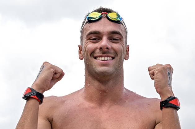 Gregorio Paltrinieri of Italy celebrates after winning the bronze medal in the open water swimming 5km Men Final during the European Aquatics Championships at the River Seine in Paris (France), August 5, 2026. Giorgio Scala DBM - Deepbluemedia Insidefoto