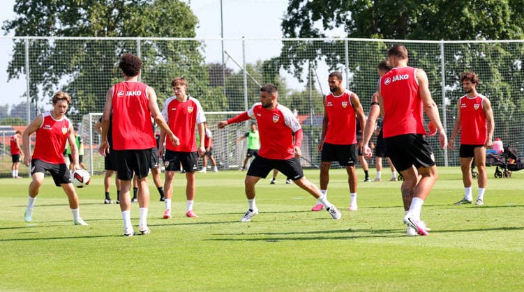 05.08.2026, Deutschland, Grassau, Fußball Bundesliga, Saison 2026 2027, Trainingslager VfB Stuttgart, Deniz Undav *** August 5, 2026, Germany, Grassau, Bundesliga, 2026–2027 season, VfB Stuttgart training camp, Deniz Undav