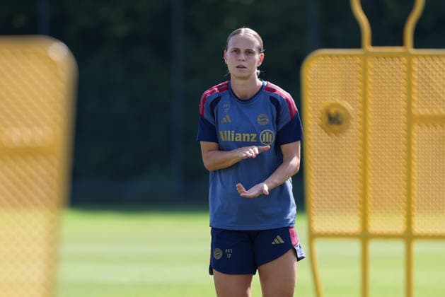 Klara Buehl (FC Bayern Muenchen, 17), GER, FC Bayern Muenchen Frauen Training, Fussball, Google Pixel Frauen-Bundesliga, Saison 2026 2027, 05.08.2026, GER, FC Bayern Muenchen Frauen Training, Fussball, Google Pixel Frauen-Bundesliga, Saison 2026 2027, 05.08.2026 Muenchen *** Klara Buehl, FC Bayern Munich, 17, GER, FC Bayern Munich Women s Training, Soccer, Google Pixel Women s Bundesliga, 2026–2027 Season, August 5, 2026, GER, FC Bayern Munich Women s Training, Soccer, Google Pixel Women s Bundesliga, 2026–2027 Season, August 5, 2026, Munich Copyright: xEibner-Pressefoto JennixMaulx EP_JML