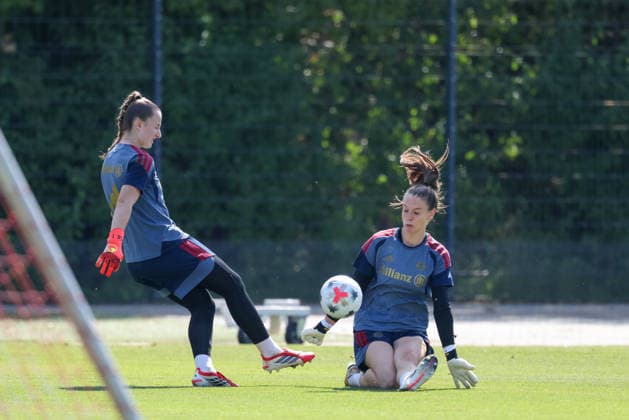 Ena Mahmutovic (FC Bayern Muenchen, 01), GER, FC Bayern Muenchen Frauen Training, Fussball, Google Pixel Frauen-Bundesliga, Saison 2026 2027, 05.08.2026, GER, FC Bayern Muenchen Frauen Training, Fussball, Google Pixel Frauen-Bundesliga, Saison 2026 2027, 05.08.2026 Muenchen *** Ena Mahmutovic, FC Bayern Munich, 01, GER, FC Bayern Munich Women s Training, Soccer, Google Pixel Women s Bundesliga, 2026–2027 Season, August 5, 2026, GER, FC Bayern Munich Women s Training, Soccer, Google Pixel Women s Bundesliga, 2026–2027 Season, August 5, 2026, Munich Copyright: xEibner-Pressefoto JennixMaulx EP_JML