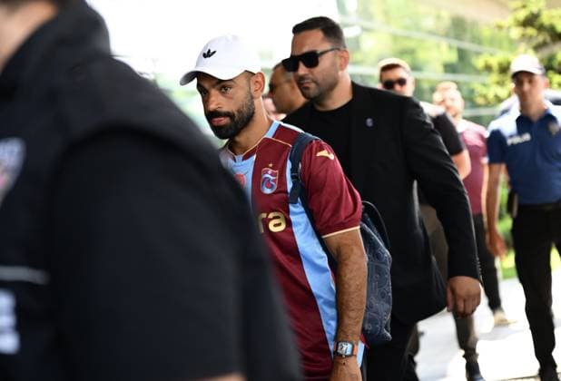 Egyptian football star Mohamed Salah arrives in Istanbul ISTANBUL, TURKIYE - AUGUST 05: Egyptian footballer Mohamed Salah, who has entered transfer negotiations with Trabzonspor, arrives at hospital for a medical examination after landing at Ataturk Airport General Aviation Terminal in Istanbul, Turkiye, on August 05, 2026. Elif Ozturk Anadolu Istanbul Turkey. Editorial use only. Please get in touch for any other usage.  Copyright: x2026xAnadoluxElifxOzturkx
