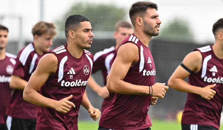 05.08.2026 - Fussball - 2. Fussball - Bundesliga - Saison 2026 2027 - 1. FC Nürnberg Nuernberg FCN ( Club ) - Training - Sportfoto Zink - xwoxzix - Ioannis Masouras (21, 1. FC Nürnberg FCN ) Alexios Kalogeropoulos (4, 1. FC Nürnberg FCN ) *** August 5, 2026 Soccer 2 Bundesliga 2026–2027 Season 1 FC Nuremberg Nuremberg FCN Club Training Sports Photo Zink xwoxzix Ioannis Masouras 21, 1 FC Nuremberg FCN Alexios Kalogeropoulos 4, 1 FC Nuremberg FCN