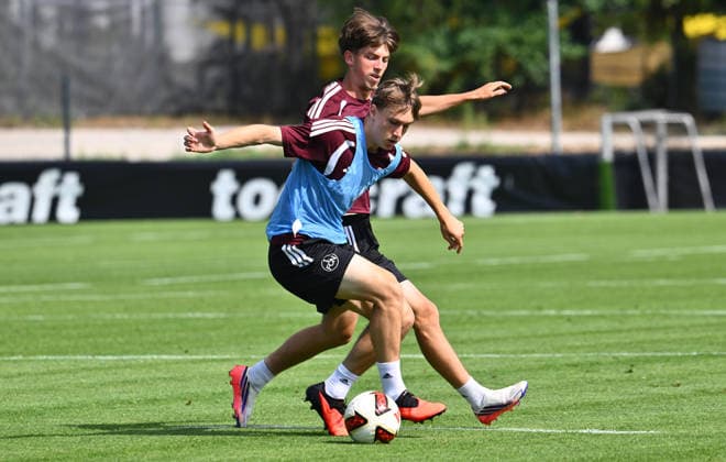 05.08.2026 - Fussball - 2. Fussball - Bundesliga - Saison 2026 2027 - 1. FC Nürnberg Nuernberg FCN ( Club ) - Training - Sportfoto Zink - xwoxzix - Marko Soldic (16, 1. FC Nürnberg FCN ) vor Marc Kornwachs Barjuan (35, 1. FC Nürnberg FCN ) *** August 5, 2026 Soccer 2 Bundesliga 2026–2027 Season 1 FC Nuremberg FCN Club Training Sports Photo Zink xwoxzix Marko Soldic 16, 1 FC Nuremberg FCN in front of Marc Kornwachs Barjuan 35, 1 FC Nuremberg FCN