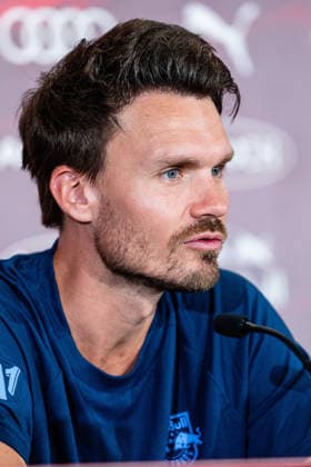 SOCCER - UEFA EL, RBS vs Pafos SALZBURG,AUSTRIA,05.AUG.26 - SOCCER - UEFA Europa League, qualification, Red Bull Salzburg vs Pafos FC, preview, press conference, PK, Pressekonferenz RBS. Image shows head coach Danny Roehl (RBS).  GEPAxpictures xJulioxArellano