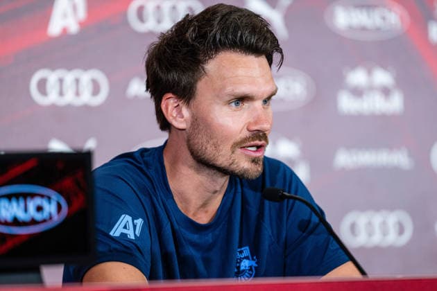 SOCCER - UEFA EL, RBS vs Pafos SALZBURG,AUSTRIA,05.AUG.26 - SOCCER - UEFA Europa League, qualification, Red Bull Salzburg vs Pafos FC, preview, press conference, PK, Pressekonferenz RBS. Image shows head coach Danny Roehl (RBS).  GEPAxpictures xJulioxArellano