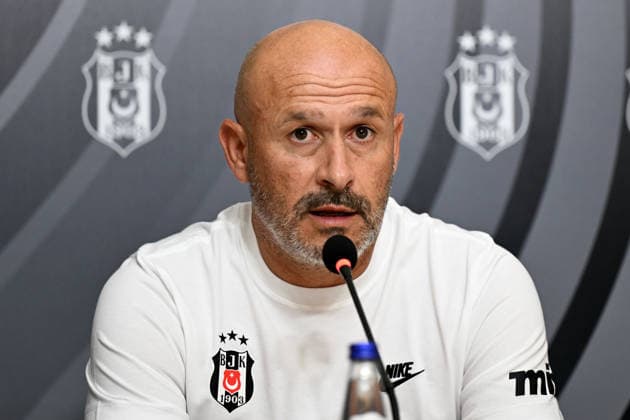 Head coach of Besiktas, Vincenzo Italiano ISTANBUL, TURKIYE - AUGUST 5: Head coach of Besiktas, Vincenzo Italiano speaks during a press conference, PK, Pressekonferenz at the club s Nevzat Demir Training Facilities ahead of Thursday s away match against Hradec Kralove in the first leg of the UEFA Europa League third qualifying round in Istanbul, Turkiye, on August 5, 2026. Ahmet Okatali Anadolu Istanbul Turkey. Editorial use only. Please get in touch for any other usage.  Copyright: x2026xAnadoluxAhmetxOkatalix