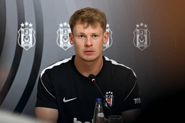Head coach of Besiktas, Vincenzo Italiano ISTANBUL, TURKIYE - AUGUST 5: Alexander Nubel of Besiktas speaks during a press conference, PK, Pressekonferenz at the club s Nevzat Demir Training Facilities ahead of Thursday s away match against Hradec Kralove in the first leg of the UEFA Europa League third qualifying round in Istanbul, Turkiye, on August 5, 2026. Ahmet Okatali Anadolu Istanbul Turkey. Editorial use only. Please get in touch for any other usage.  Copyright: x2026xAnadoluxAhmetxOkatalix