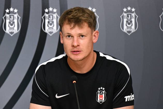Head coach of Besiktas, Vincenzo Italiano ISTANBUL, TURKIYE - AUGUST 5: Alexander Nubel of Besiktas speaks during a press conference, PK, Pressekonferenz at the club s Nevzat Demir Training Facilities ahead of Thursday s away match against Hradec Kralove in the first leg of the UEFA Europa League third qualifying round in Istanbul, Turkiye, on August 5, 2026. Ahmet Okatali Anadolu Istanbul Turkey. Editorial use only. Please get in touch for any other usage.  Copyright: x2026xAnadoluxAhmetxOkatalix