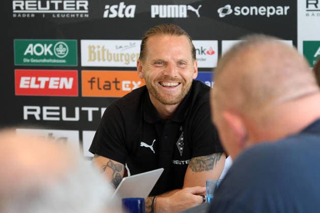02.08. - 09.08.2026, Rottach-Egern, BRD, Fussball, Herren, BL, Saison 2026 2027, Borussia Moenchengladbach Trainingslager Bor. Moenchengladbach Trainer Eugen Polanski (Gladbach) Rottach-Egern BY Deutschland *** August 2, 2026, Rottach Egern, Germany, Soccer, Men s, Bundesliga, 2026–2027 Season, Borussia Mönchengladbach Training Camp, Bor Mönchengladbach Coach Eugen Polanski, Gladbach, Rottach Egern, Bavaria, Germany