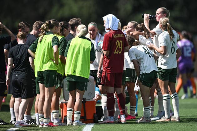260805 Players of Hammarby during a cooling brake during the UEFA Women s Champions League qualifying match between Hammarby and Apolonia on August 5, 2026 in Biella. Photo: Daniele Buffa BILDBYRAN COP 18 XY0120 fotboll football soccer fotball uefa womens champions league hammarby apolonia dam bbeng kval *** August 5, 2026: Hammarby players during a break to cool off in the UEFA Women’s Champions League qualifying match between Hammarby and Apolonia on August 5, 2026 in Biella. Photo by Daniele Buffa, BILDBYRAN COP 18 XY0120 soccer football fotball UEFA Women’s Champions League Hammarby Apolonia women’s BBENG qualifiers  Copyright: DanielexBuffa BB260805BB225