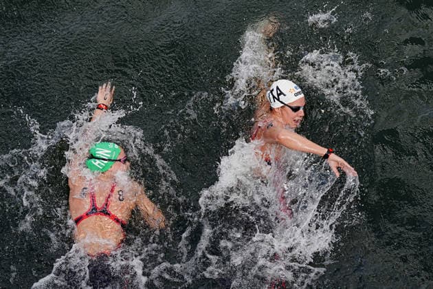 Open Water, Women s 5km, Barbara POZZOBON from Italy, bronze medal at the European Aquatics Championships Paris 2026, Paris, August 05, 2026 .  Copyright: xGianxMattiaxD Alberto LaPressex