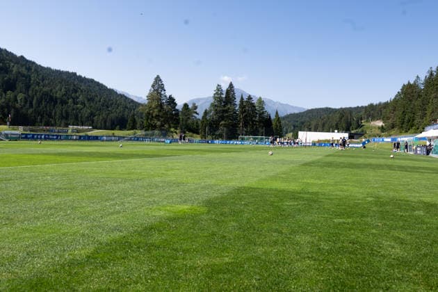 idyllisch gelegener Trainingscourt, TSG Hoffenheim, Fussball, Trainingslager, Saison Vorbereitung, Saison 2026 2027, GER, 05.08.2026, Eibner-Pressefoto Andreas Ulmer TSG Hoffenheim, Fussball, Trainingslager, Saison Vorbereitung, Saison 2026 2027, GER, 05.08.2026, *** Idyllically located training field, TSG Hoffenheim, soccer, training camp, preseason, 2026–2027 season, GER, August 5, 2026, Eibner Press Photo Andreas Ulmer TSG Hoffenheim, soccer, training camp, preseason, 2026–2027 season, GER, August 5, 2026, Copyright: xEibner-Pressefoto AndreasxUlmerx EP_AUR