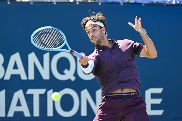 MONTREAL, QC - AUGUST 05: Lorenzo Musetti (ITA) returns the ball during a second round match at National Bank Open on August 05, 2026 at IGA Stadium in Montreal, QC (Photo by David Kirouac Icon Sportswire) TENNIS: AUG 05 National Bank Open EDITORIAL USE ONLY Icon26080501326