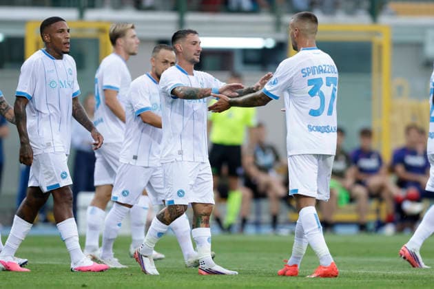 SSC Napoli preseason 2026-27 in Castel Di Sangro friendly match SSC Napoli vs Osasuna Napoli s Italian forward Matteo Politano celebrates after scoring a goal of 1-0 during friendly match SSC Napoli vs Osasuna SSC Napoli s 2026-27 preseason training camp in Castel Di Sangro, Abruzzo, Italy. August, 05, 2026. _BPH4211 Copyright: xAntonioxBalascox