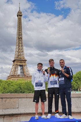 Open Water, Men s 5km, Gregorio PALTRINIERI from Italy, bronze, Florian WELLBROCK from Germany, gold, David BETLEHEM from Hungary, silver, at the European Aquatics Championships Paris 2026, Paris, August 05, 2026 .  Copyright: xGianxMattiaxD Alberto LaPressex