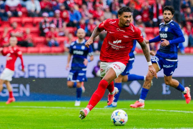 UEFA Conference Leauge 2026: Brann - Apollon Limassol Bergen 20260805. Branns Noah Jean Emmanuel Holm i UEFA Conference Leauge-kampen i fotball mellom SK Brann og Apollon Limassol pa Brann stadion. Foto: Paul S. Amundsen NTB Bergen Norge EDITORIAL USE ONLY. RESTRICTED USE FOR BETTING COMPANIES Ref:_SPOfoo7oTIqPnc.jpg *** UEFA Conference League 2026 Brann Apollon Limassol Bergen 20260805 Brann s Noah Jean Emmanuel Holm in the UEFA Conference League soccer match between SK Brann and Apollon Limassol at Brann Stadium. Photo: Paul S. Amundsen, NTB, Bergen, Norway. EDITORFOR INTERNAL USE ONLY; RESTRICTED USE FOR BETTING COMPANIES  Copyright: xPaulxS.xAmundsenx xNTBx