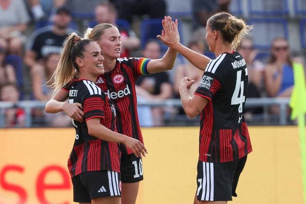 Frankfurt am Main, Germany - August 2026: Ereleta Memeti (Eintracht Frankfurt), Laura Freigang (Eintracht Frankfurt) and Larrissa Muehlhaus (Eintracht Frankfurt) celebrate the goal to 3:0 during the second Qualifying Round Match Eintracht Frankfurt and Omonia Nicosia - Semi-finals of the UEFA Womens LP Mini Tournament at Stadium am Bretanobad in Frankfurt am Main, Germany *** Frankfurt am Main, Germany, August 2026 Ereleta Memeti, Eintracht Frankfurt, Laura Freigang of Eintracht Frankfurt and Larrissa Muehlhaus of Eintracht Frankfurt celebrate the goal that made the score 3–0 during the second qualifying round match between Eintracht Frankfurt and Omonia Nicosia in the semifinals of the UEFA Women’s LP Mini Tournament at Stadium am Bretanobad in Frankfurt am Main, Germany Copyright: HMBxMedia JoaquimxFerreira