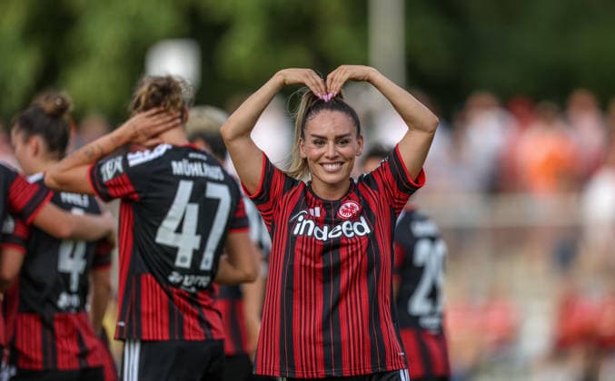 GER, Frankfurt, Eintracht Frankfurt vs AC Omonia Nikosia, UEFA Womens Champions League, Fussball, UEFA, Spielzeit 2026 2027, Stadion am Brentanobad, Qualifikation, Halbfinale im Bild: Ereleta Memeti (Eintracht Frankfurt Frauen 7) erzielt das Tor zum 3:0, Tor, Jubel und Freude, Emotionen DFB DFL REGULATIONS PROHIBIT ANY USE OF PHOTOGRAPHS AS IMAGE SEQUENCES AND OR QUASI-VIDEO, 05.08.2026 *** GER, Frankfurt, Eintracht Frankfurt vs. AC Omonia Nicosia, UEFA Women s Champions League, Soccer, UEFA, 2026–2027 Season, Brentanobad Stadium, Qualifying Round, Semifinal: Ereleta Memeti of Eintracht Frankfurt Women’s Team scores the goal to make it 3–0, Goal, celebration and joy, emotions. DFB and DFL regulations prohibit any use of photographs as image sequences and or quasi-video. August 5, 2026 Copyright: HMBxMedia HendrikxHamelau