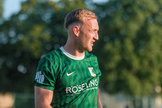 05.08.2026 Fußball Herren 2026 2027 Regionalliga Nordost 3. Spieltag BSG Chemie Leipzig - Hallescher FC Alfred-Kunze-Sportpark Leipzig Phillipp Wendt (Leipzig, 18, grün). Leipzig Sachsen Deutschland *** August 5, 2026 Men s Soccer 2026–2027 Northeast Regional League, Matchday 3 BSG Chemie Leipzig vs. Hallescher FC Alfred Kunze Sportpark Leipzig Phillipp Wendt Leipzig, 18, green Leipzig, Saxony, Germany