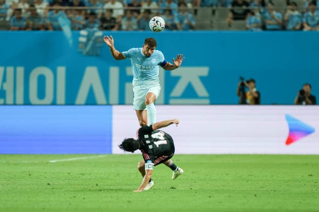 Manchester City FC face K League All-Stars in pre-season friendly in South Korea RUben Dias of Manchester City FC heads the ball during a pre-season friendly soccer match between Manchester City FC and Team K League at Seoul World Cup Stadium in Seoul, South Korea, August 05, 2026. Seoul South Korea  Copyright: xMatrixxImages JungxUi-Chelx