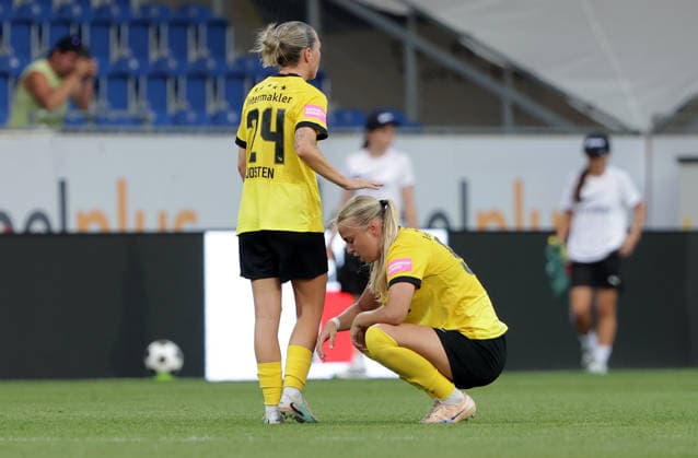 SOCCER - WCL, St.Poelten vs Bern SANKT POELTEN,AUSTRIA,05.AUG.26 - WOMEN SOCCER - UEFA Women s Champions League, qualification, SKN Sankt Poelten vs BSC YB Frauen. Image shows the disappointment of Lisa Josten and Maja Jelcic (Bern).  GEPAxpictures xWalterxLuger