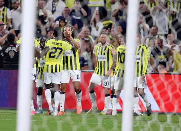 Fenerbahce v Sturm Graz - UEFA Champions League ISTANBUL, TURKIYE - AUGUST 5: Players of Fenerbahce celebrate after their teammate Anderson Talisca (not seen) scored a goal during UEFA Champions League third qualifying round the first leg match between Fenerbahce and Sturm Graz at Chobani Stadium in Istanbul, Turkiye on August 5, 2026. Ali Atmaca Anadolu Istanbul Turkey. Editorial use only. Please get in touch for any other usage.  Copyright: x2026xAnadoluxAlixAtmacax