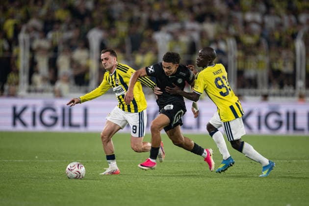 Fenerbahce v Sturm Graz - UEFA Champions League ISTANBUL, TURKIYE - AUGUST 05: Kerem Akturkoglu (9) of Fenerbahce battles for the ball with an opponent during the UEFA Champions League third qualifying round first leg match between Fenerbahce and Sturm Graz at Chobani Stadium in Istanbul, Turkiye, on August 05, 2026. Celal Gunes Anadolu Istanbul Turkey. Editorial use only. Please get in touch for any other usage.  Copyright: x2026xAnadoluxCelalxGunesx