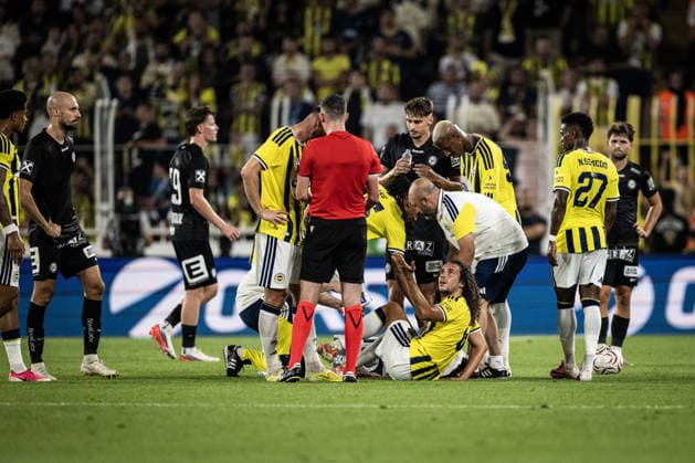 Fenerbahce v Sturm Graz - UEFA Champions League ISTANBUL, TURKIYE - AUGUST 5: Matteo Guendouzi of Fenerbahce on the ground during UEFA Champions League third qualifying round the first leg match between Fenerbahce and Sturm Graz at Chobani Stadium in Istanbul, Turkiye on August 5, 2026. Sebnem Coskun Anadolu Istanbul Turkey. Editorial use only. Please get in touch for any other usage.  Copyright: x2026xAnadoluxSebnemxCoskunx