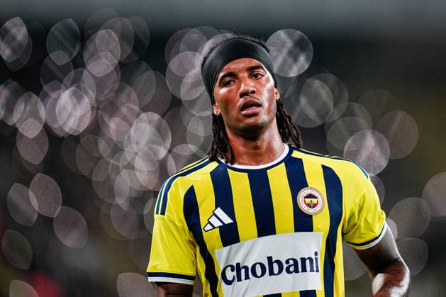 Fenerbahce SK v Sturm Graz - UEFA Champions League 2026 27 Third Qualifying Round First Leg Archie Brown of Fenerbahce looks on during the UEFA Champions League 2026 27 third qualifying round first leg match between Fenerbahce SK and Sturm Graz at Fenerbahce Sükrü Saracoglu Spor Kompleksi on August 05, 2026 in Istanbul, Turkey. Istanbul Fenerbahce Sükrü Saracoglu Spor Kompleksi Istanbul Turkey Copyright: xxYagizxGurtugx