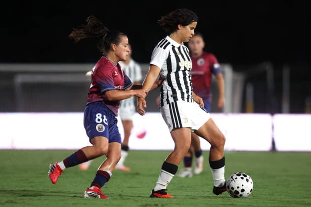 2026-08-05 Juventus FC v Torreense - UEFA Women s Champions League BIELLA, ITALY - AUGUST 5: Nicole Nunes of Torreense, Eva Shatzer of Juventus Women during the UEFA Women s Champions League match between Juventus FC and Torreense at Stadio Comunale Vittorio Pozzo Lamarmora on August 5, 2026 in Biella, Italy. (Photo by Nderim Kaceli BSR Agency) Biella Italy Content not available for redistribution in The Netherlands directly or indirectly through any third parties. Copyright: xBSRxAgencyx