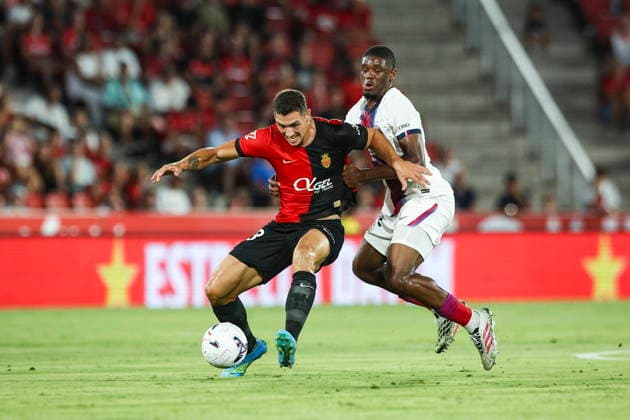 Abdon Prats (RCD Mallorca) controls the ball during the during the pre-season friendly match between RCD Mallorca and Paris Saint-Germain at Estadi Son Moix on August 5, 2026 in Palma de Mallorca, Spain. (Photo by Xavi Bonilla DeFodi Images) - *** Abdon Prats of RCD Mallorca controls the ball during the preseason friendly match between RCD Mallorca and Paris Saint-Germain at Estadi Son Moix on August 5, 2026, in Palma de Mallorca, Spain. Photo by Xavi Bonilla, DeFodi Images