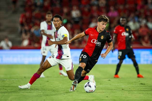 Pablo Torre (RCD Mallorca) controls the ball during the during the pre-season friendly match between RCD Mallorca and Paris Saint-Germain at Estadi Son Moix on August 5, 2026 in Palma de Mallorca, Spain. (Photo by Xavi Bonilla DeFodi Images) - *** Pablo Torre of RCD Mallorca controls the ball during the preseason friendly match between RCD Mallorca and Paris Saint-Germain at Estadi Son Moix on August 5, 2026, in Palma de Mallorca, Spain. Photo by Xavi Bonilla, DeFodi Images