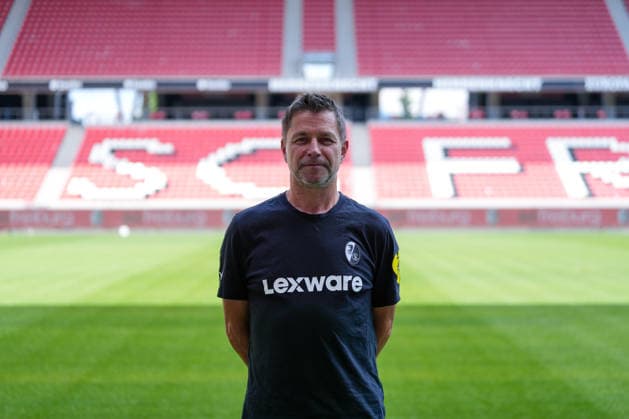 Stefan Spohn (SC Freiburg, Busfahrer); SC Freiburg; 1.BL, Bundesliga, Porträttermin 2026 2027 Freiburg Europa-Park Stadion Baden-Wuerttemberg Deutschland *** Stefan Spohn, SC Freiburg; SC Freiburg 1st Division bus driver; Bundesliga; photo shoot 2026–2027; Freiburg; Europa-Park Stadium; Baden-Württemberg; Germany Copyright: AA_STEINSIEK.CH