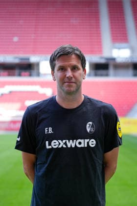 Florian Bruns (SC Freiburg, Co-Trainer); SC Freiburg; 1.BL, Bundesliga, Porträttermin 2026 2027 Freiburg Europa-Park Stadion Baden-Wuerttemberg Deutschland *** Florian Bruns, SC Freiburg; Assistant Coach, SC Freiburg 1 (Bundesliga); Bundesliga; Profile Session 2026–2027; Freiburg; Europa-Park Stadium; Baden-Württemberg; Germany Copyright: AA_STEINSIEK.CH