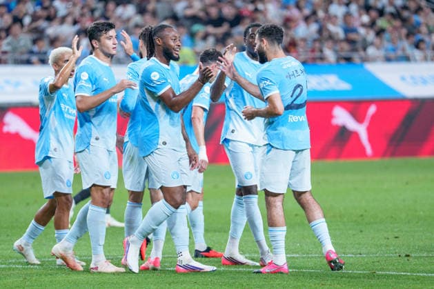 2026 2026 Coupang Play Series football match ( Team K League vs Manchester City FC - 2026 08 05 ) SEOUL, SOUTH KOREA, AUGUST 05: Rayan Ait Nouri of Manchester City celebrates his goal with teammates during the 2026 Coupang Play Series football match between Team K League and Manchester City FC at the Seoul World Cup Stadium in Seoul, South Korea, on August 05, 2026. Seoul Seoul World Cup Stadium South Korea 8284_287544 Copyright: xStevexChoxKyewoong PentaxPressx