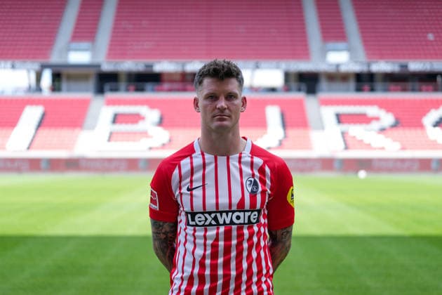 Lukas Kübler Lukas Kuebler (SC Freiburg, 17); SC Freiburg; 1.BL, Bundesliga, Porträttermin 2026 2027 Freiburg Europa-Park Stadion Baden-Wuerttemberg Deutschland *** Lukas Kübler Lukas Kuebler SC Freiburg, 17 SC Freiburg 1 BL, Bundesliga, Photo Shoot 2026 2027 Freiburg Europa-Park Stadium Baden-Württemberg Germany Copyright: AA_STEINSIEK.CH