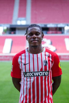 Cyriaque Irie (SC Freiburg, 22); SC Freiburg; 1.BL, Bundesliga, Porträttermin 2026 2027 Freiburg Europa-Park Stadion Baden-Wuerttemberg Deutschland *** Cyriaque Irie SC Freiburg, 22 SC Freiburg 1 BL, Bundesliga, Photo Shoot 2026 2027 Freiburg Europa-Park Stadium Baden-Württemberg Germany Copyright: AA_STEINSIEK.CH