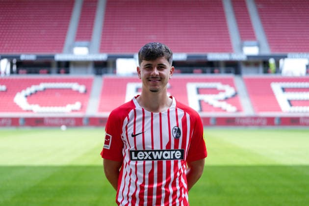 Karl Steinmann (SC Freiburg, 36); SC Freiburg; 1.BL, Bundesliga, Porträttermin 2026 2027 Freiburg Europa-Park Stadion Baden-Wuerttemberg Deutschland *** Karl Steinmann, SC Freiburg, 36, SC Freiburg 1, Bundesliga, Photo Shoot 2026–2027, Freiburg, Europa-Park Stadium, Baden-Württemberg, Germany Copyright: AA_STEINSIEK.CH